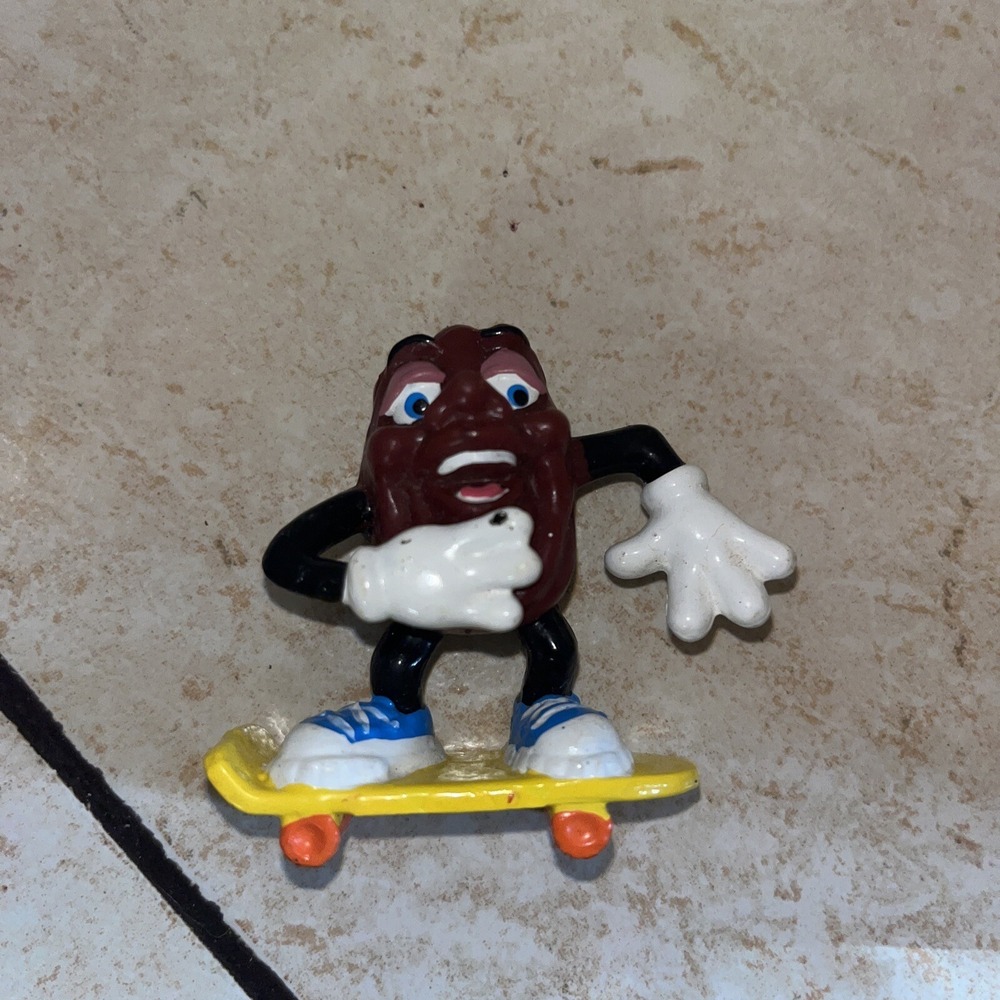 CALIFORNIA RAISINS Skateboarder S. B. STUNTZ Hardees Series #2 PVC Figure 1988